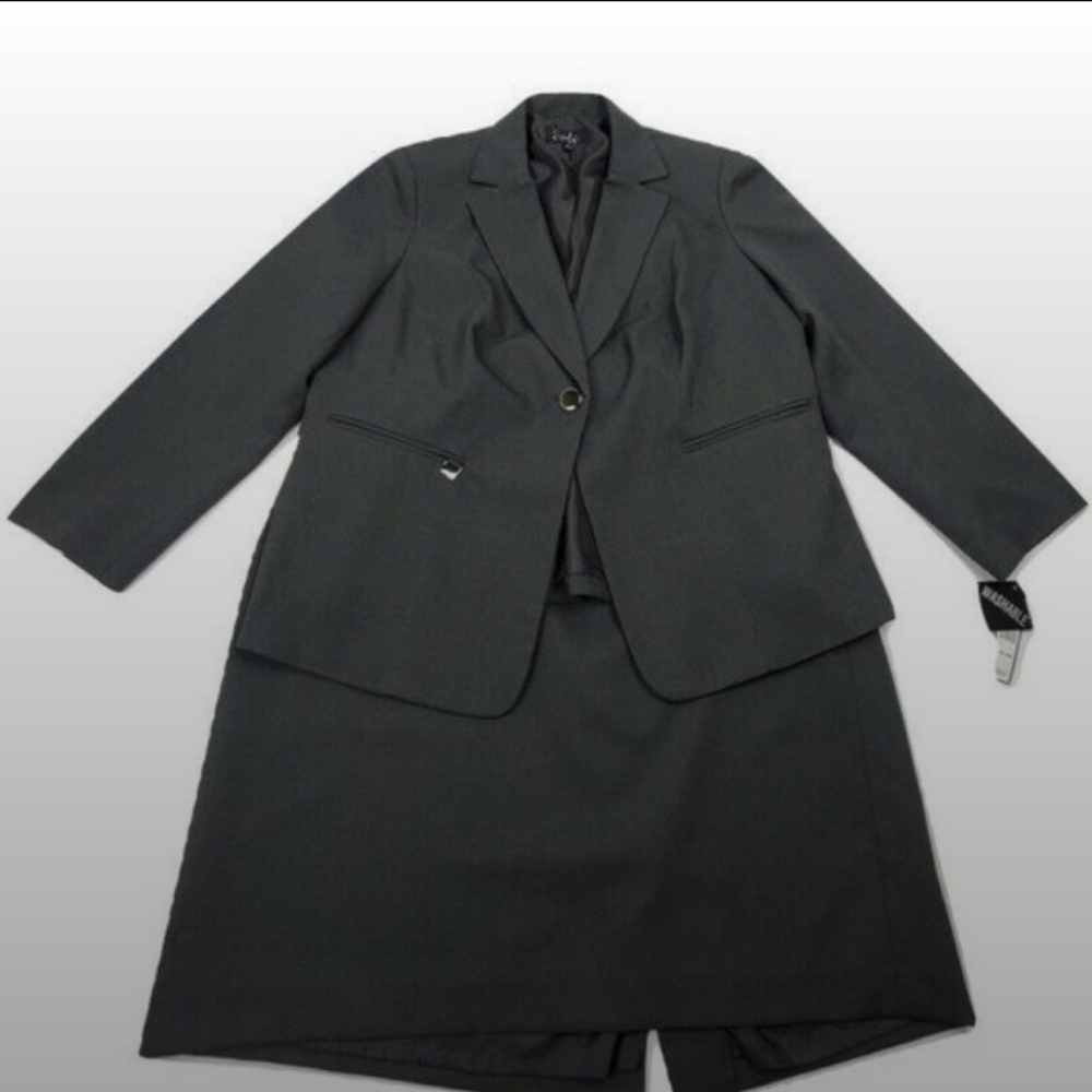 Charcoal 2 Piece Skirt Suit - 💥Sharp Business Attire!